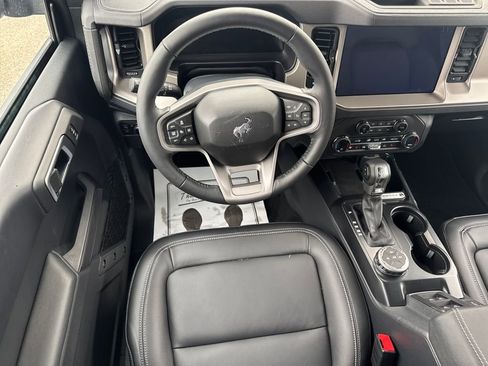New 2025 Ford Bronco Outer Banks image 10