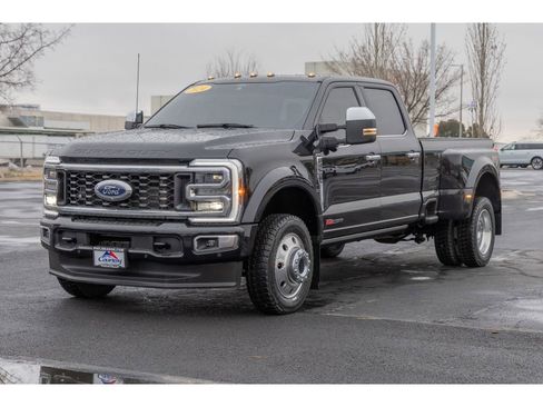 Used 2024 Ford F450 Limited w/ FX4 Off-Road Package AWD/4WD image 7