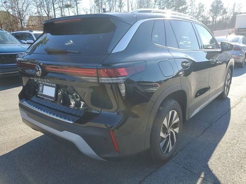 New 2026 Volkswagen Tiguan S FWD image 4