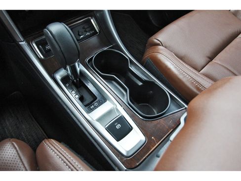 Used 2021 Subaru Ascent Touring AWD/4WD image 32
