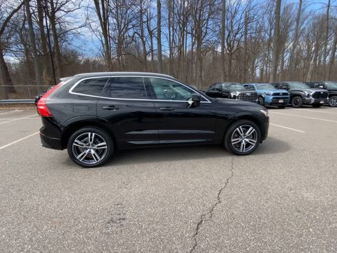 Used 2019 Volvo XC60 T6 Momentum image 9