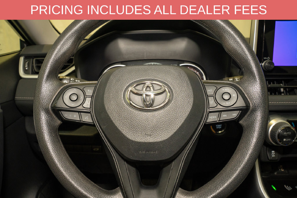 Certified 2025 Toyota RAV4 XLE w/ Convenience Package FWD image 18