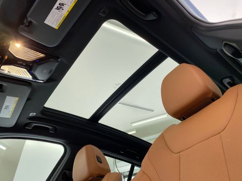 Certified 2024 BMW X3 xDrive30i w/ Premium Package image 15