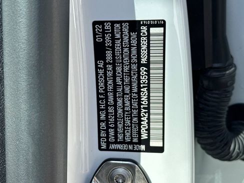 Used 2022 Porsche Taycan image 36