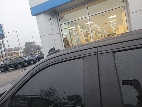 Used 2023 Chevrolet Silverado 2500 LT w/ Midnight Edition image 19