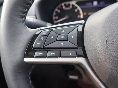 Used 2025 Nissan Altima 2.5 SL image 15