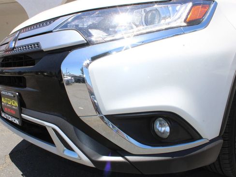 Used 2020 Mitsubishi Outlander SEL FWD image 5