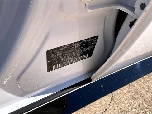 Used 2025 Hyundai Sonata Limited FWD image 35