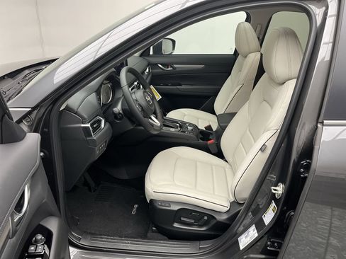 New 2025 MAZDA CX-5 AWD 2.5 S w/ Preferred Package image 3