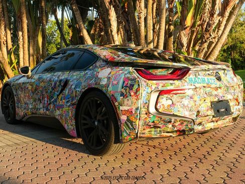 Used 2017 BMW i8 image 6