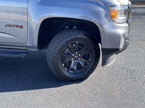 Used 2022 GMC Canyon AT4 image 33