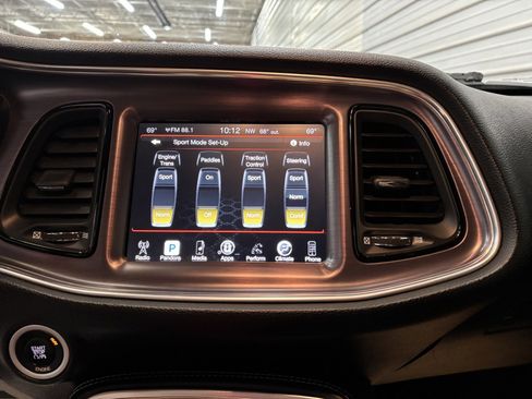 Used 2016 Dodge Challenger R/T Scat Pack image 18