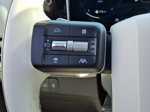 Used 2024 Hyundai Santa Fe Calligraphy AWD/4WD image 22