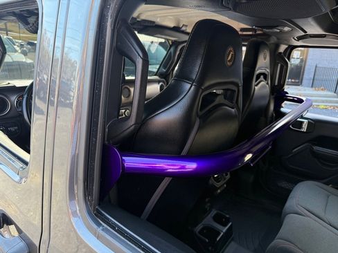 Used 2020 Jeep Wrangler Unlimited Sport S w/ Sun And Sound Package image 6