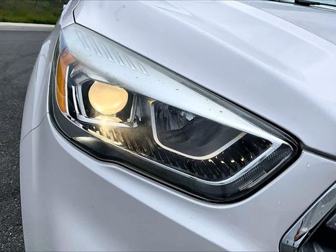 Used 2017 Ford Escape Titanium image 27