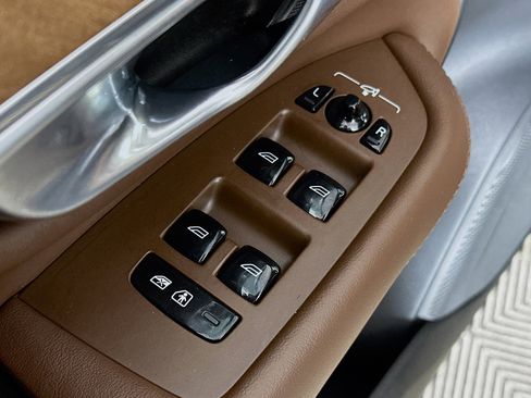 Used 2024 Volvo XC90 B6 Plus w/ Protection Package Premier image 18