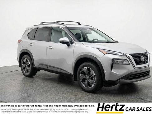 Used 2025 Nissan Rogue SV FWD image 1
