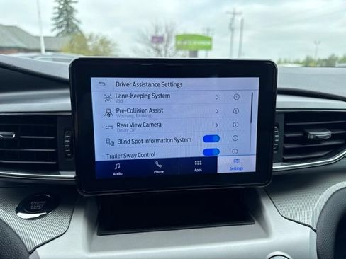 Certified 2024 Ford Explorer XLT w/ Equipment Group 202A AWD/4WD image 29