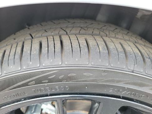 Used 2023 Toyota Camry XSE FWD image 9