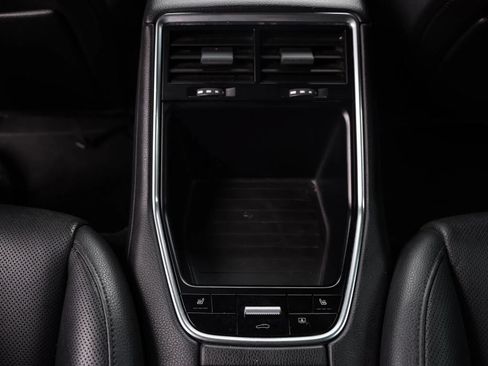 Used 2018 Porsche Panamera 4S AWD/4WD image 29