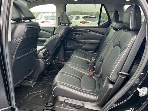 Used 2023 Honda Pilot Elite image 24