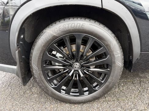 Used 2025 Toyota Highlander XSE image 10