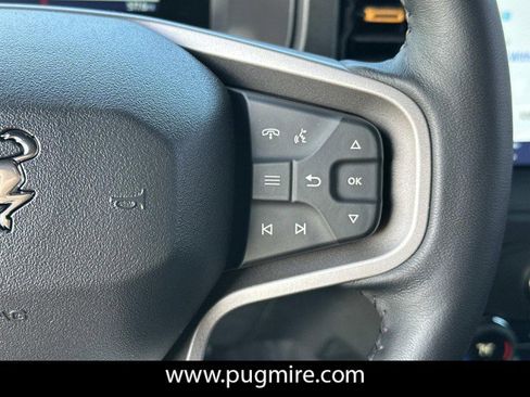 Used 2024 Ford Bronco Badlands image 25