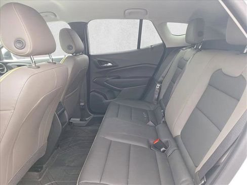 Used 2024 Chevrolet Trax ACTIV image 15