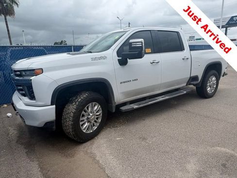 Used 2022 Chevrolet Silverado 2500 High Country w/ LPO, Hitch Package AWD/4WD image 1