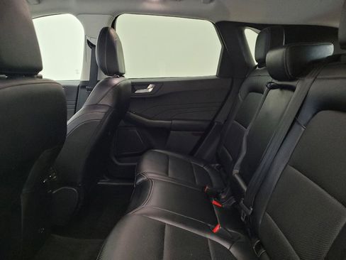 Used 2022 Ford Escape Titanium AWD/4WD image 18