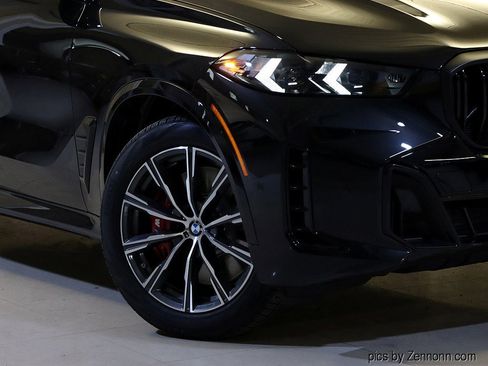 Used 2026 BMW X5 M60i image 5