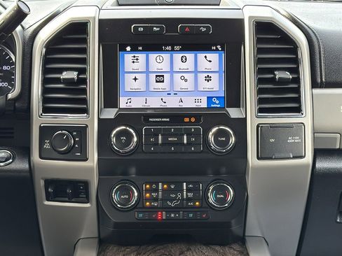 Used 2019 Ford F250 Lariat w/ Lariat Ultimate Package image 24