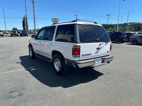 Used 1997 Ford Explorer XLT AWD/4WD image 4