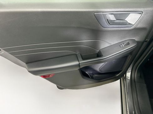 Used 2024 Ford Escape Active AWD/4WD image 25