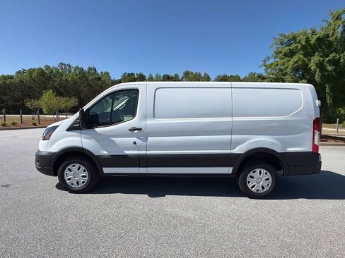 Used 2024 Ford Transit 250 Low Roof w/ Exterior Upgrade Package RWD image 4