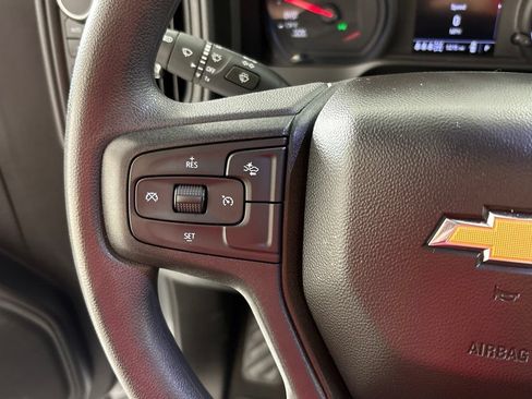 Used 2026 Chevrolet Silverado 1500 Custom AWD/4WD image 31