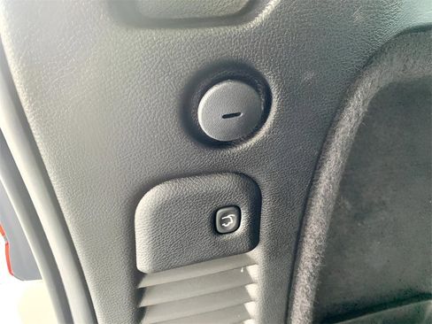 Used 2024 Dodge Durango GT image 25