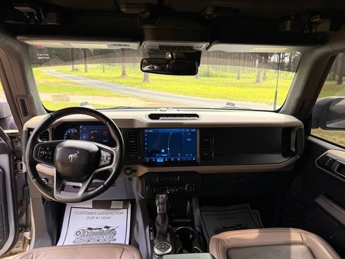 Used 2022 Ford Bronco Wildtrak AWD/4WD image 15