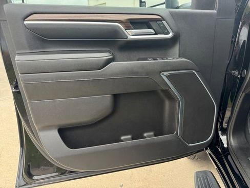 Certified 2024 Chevrolet Silverado 2500 LT AWD/4WD image 4