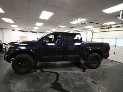 Used 2024 Toyota Tundra Platinum image 4