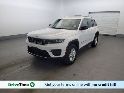 Used 2023 Jeep Grand Cherokee Laredo