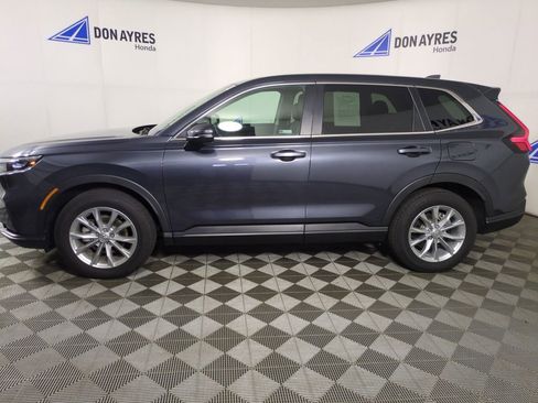 Used 2025 Honda CR-V EX image 2