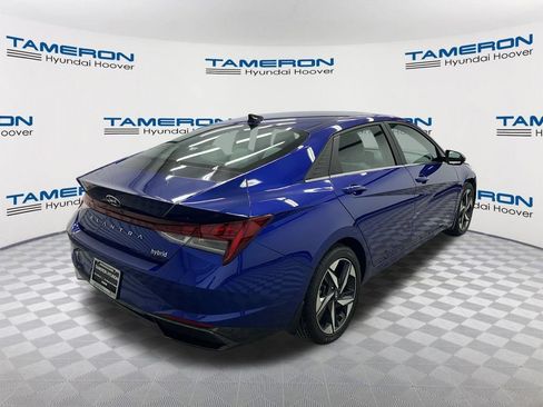 Used 2023 Hyundai Elantra Limited FWD image 5