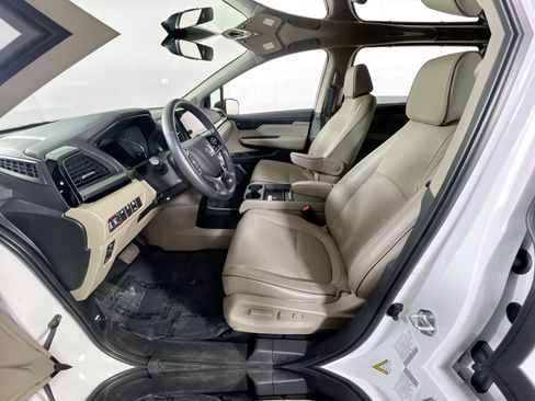Used 2023 Honda Odyssey Elite image 21