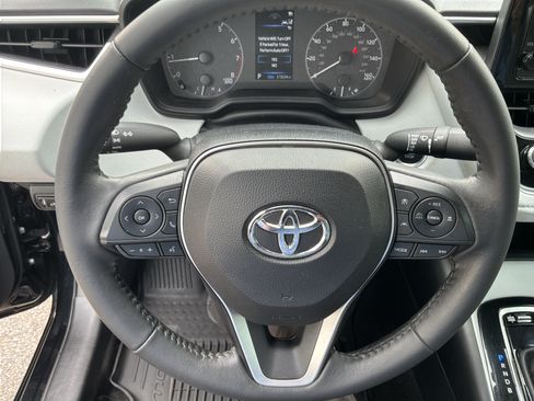 Used 2024 Toyota Corolla SE FWD image 18