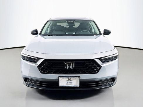 Used 2025 Honda Accord SE image 7
