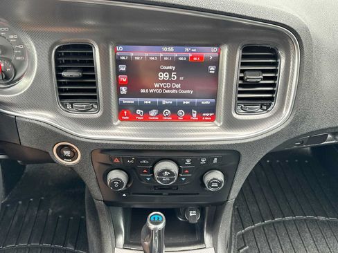 Used 2014 Dodge Charger R/T RWD image 28
