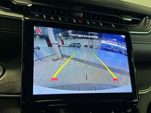 Used 2024 Jeep Grand Cherokee Limited 4xe image 31