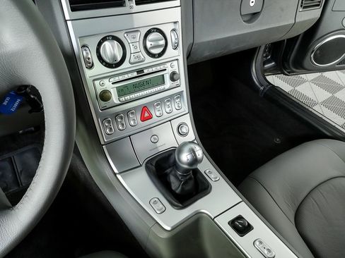 Used 2005 Chrysler Crossfire Limited image 15