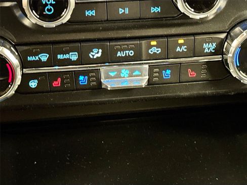 New 2026 Ford F250 Lariat w/ Black Appearance Package AWD/4WD image 20